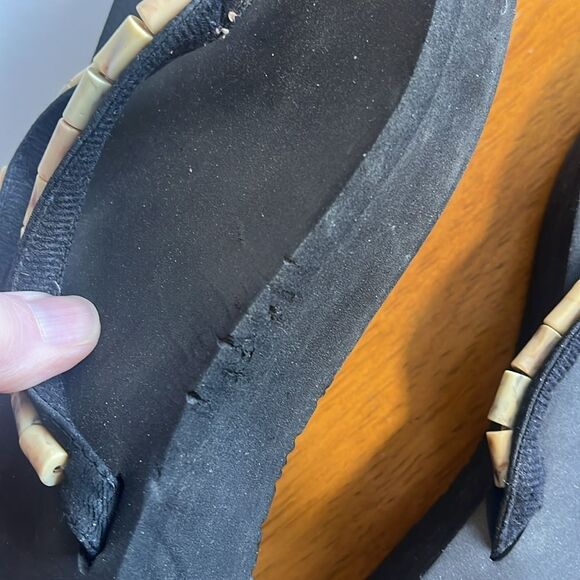 Women's Sanuk Black Platform Beaded Flip Flops/ Sandals Size 9 - Picture 5 of 6